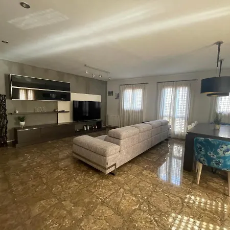 “la Estacion” Agradable, Comoda E Independiente. Holiday home